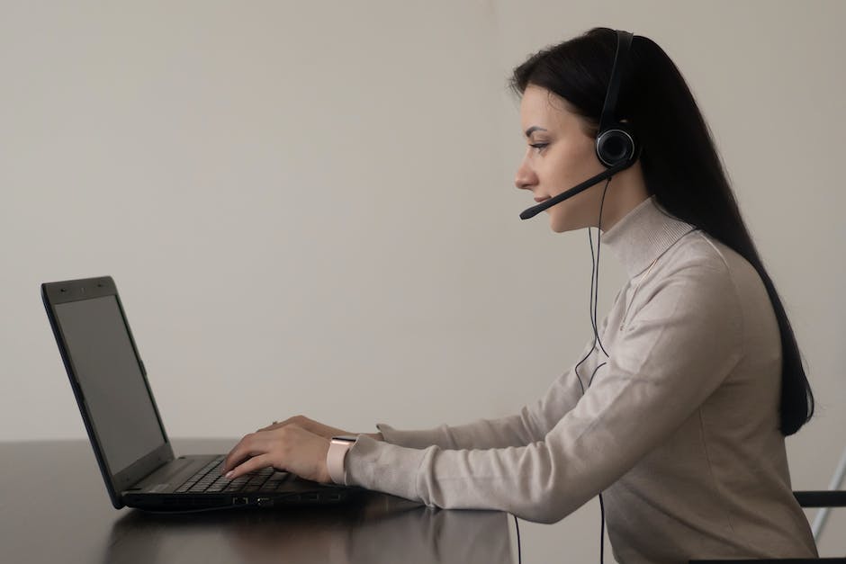 virtual call center agent_1